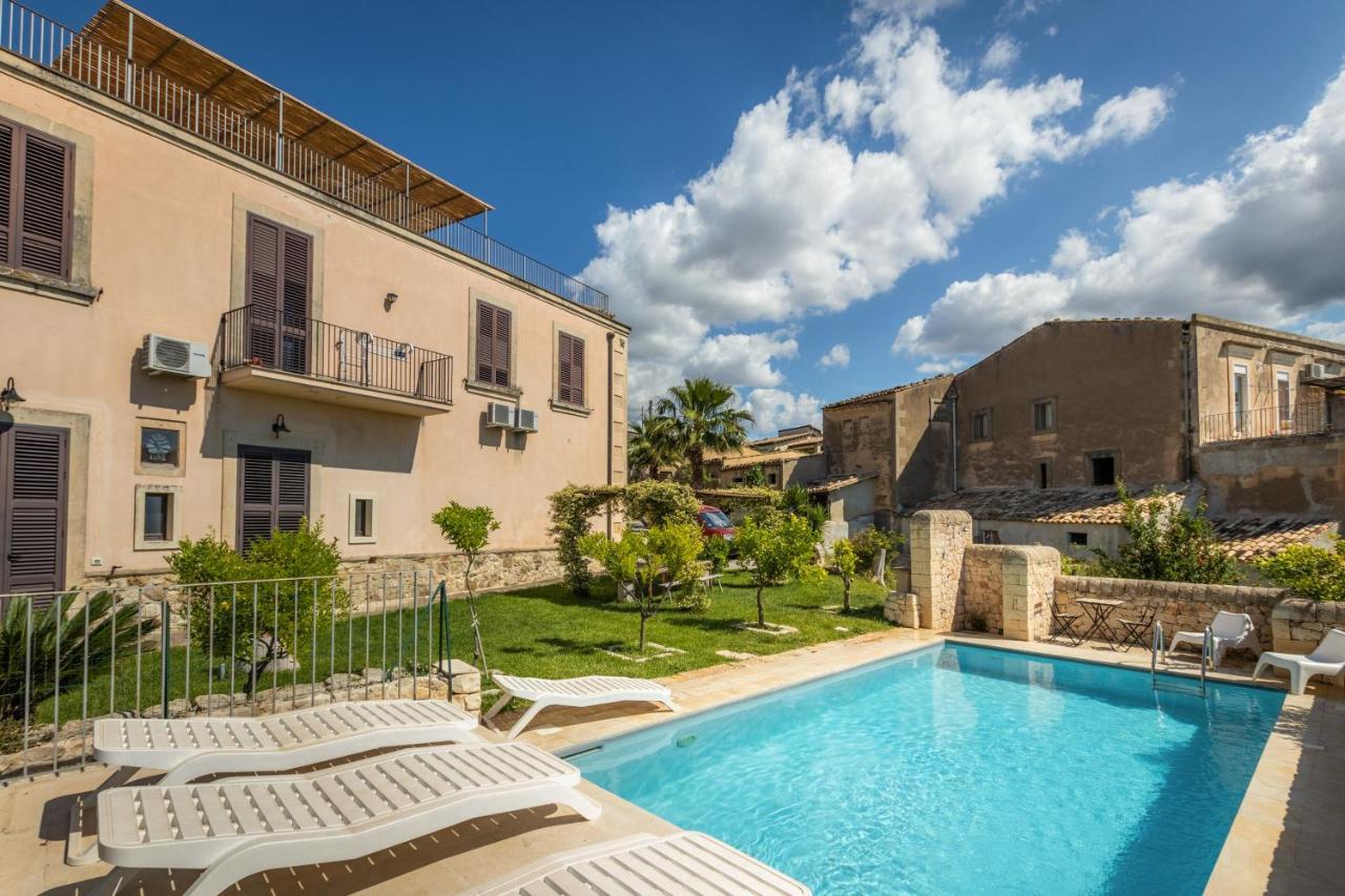 Villa Rosaria Rooms Noto Kültér fotó