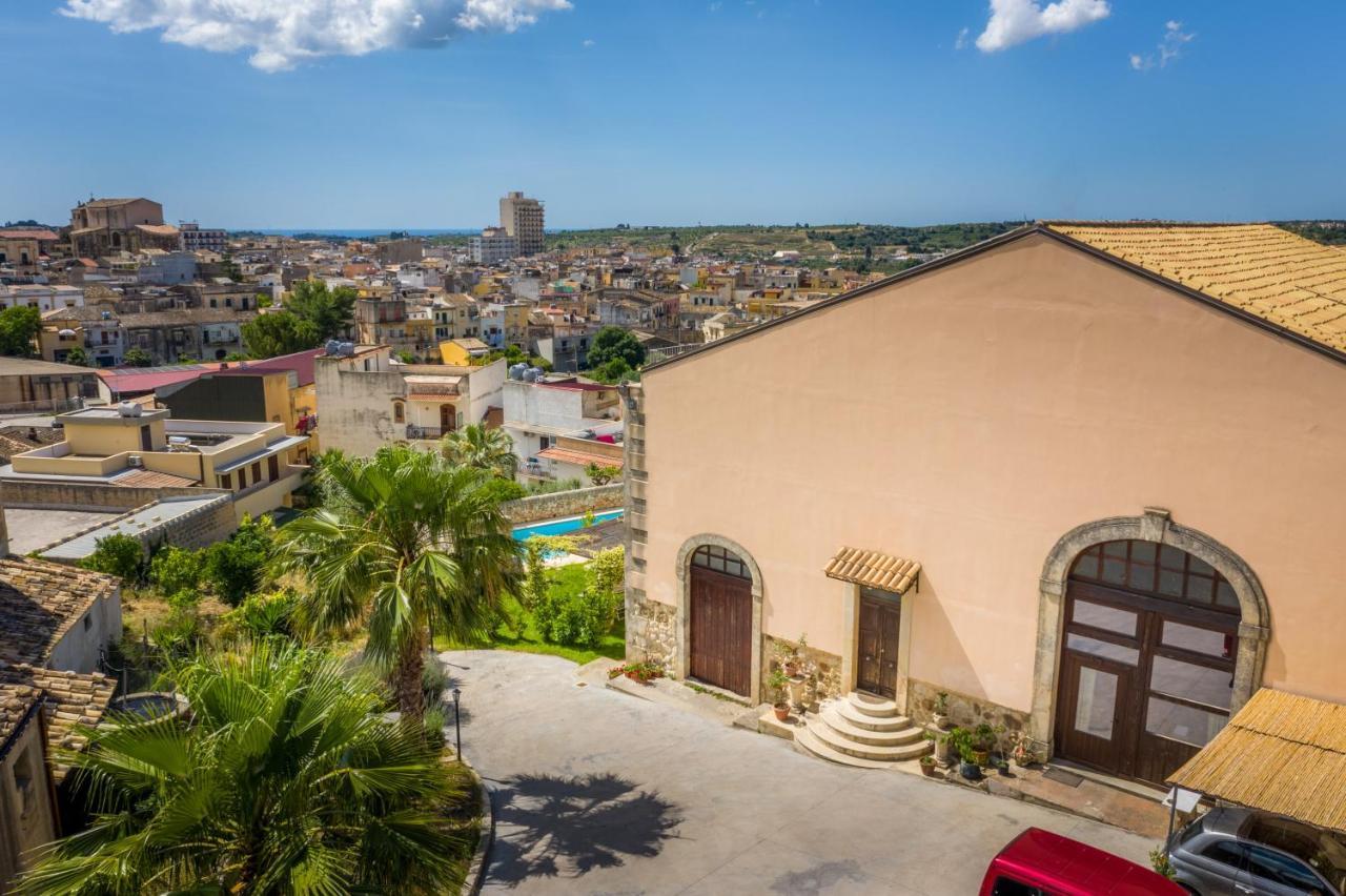 Villa Rosaria Rooms Noto Kültér fotó