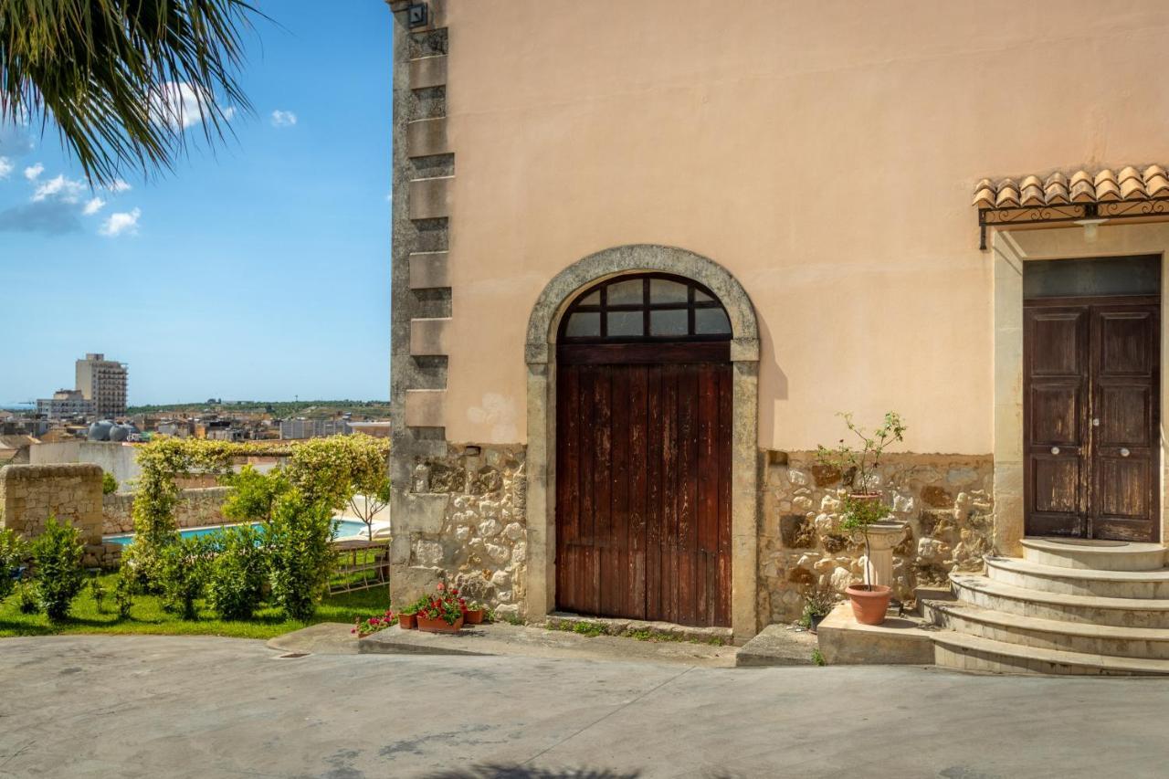 Villa Rosaria Rooms Noto Kültér fotó