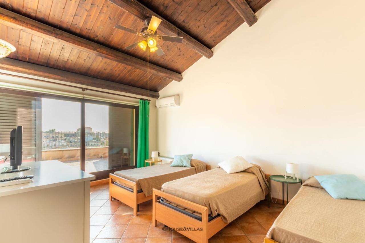 Villa Rosaria Rooms Noto Kültér fotó